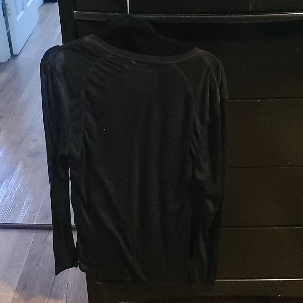 Buckle black undershirt - Picture 3 of 3